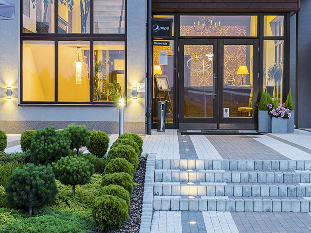 Hotel Oriza Gdow Exterior photo