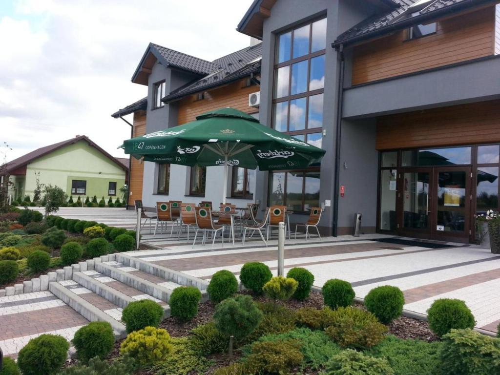 Hotel Oriza Gdow Exterior photo