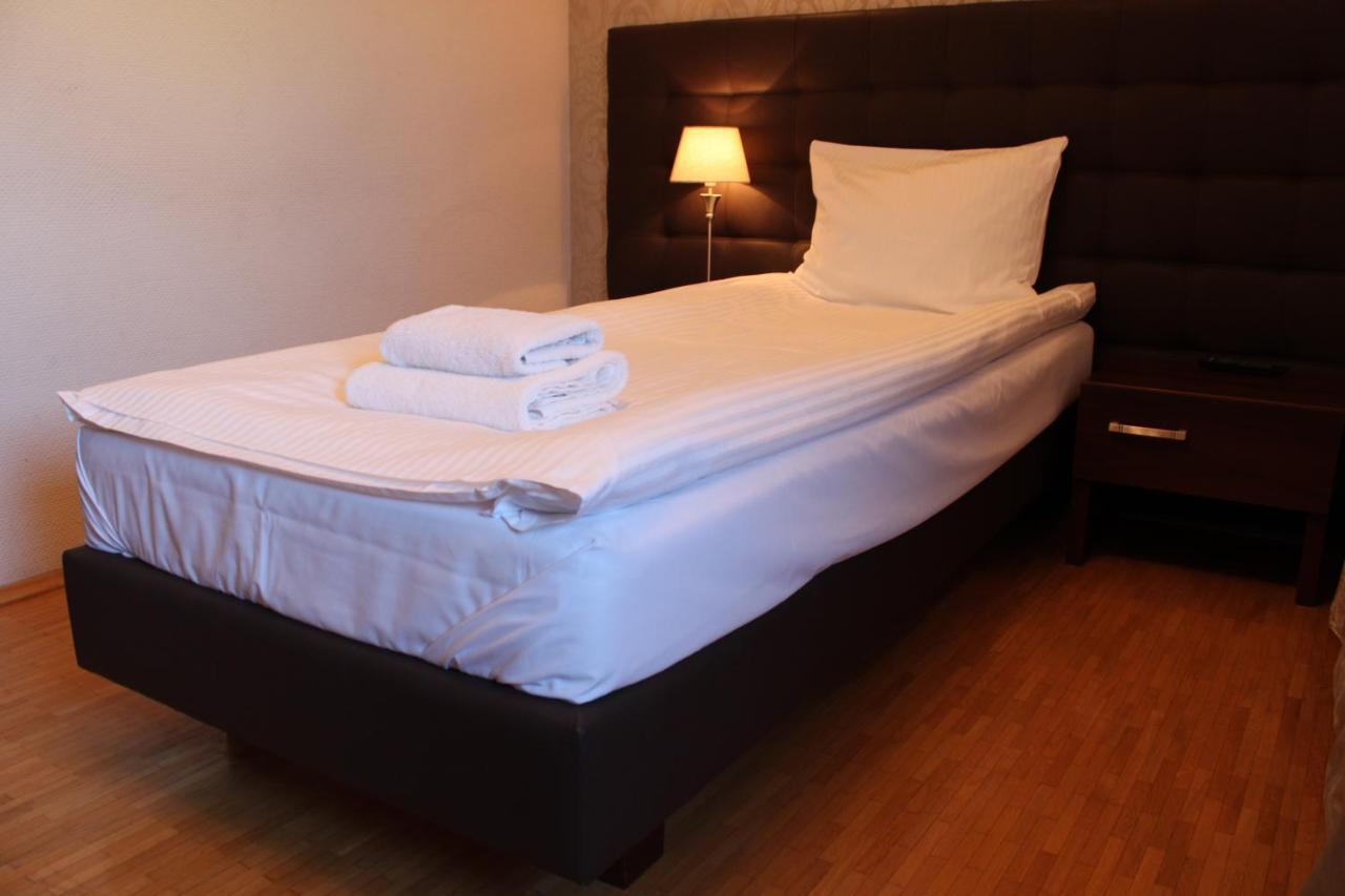 Hotel Oriza Gdow Exterior photo